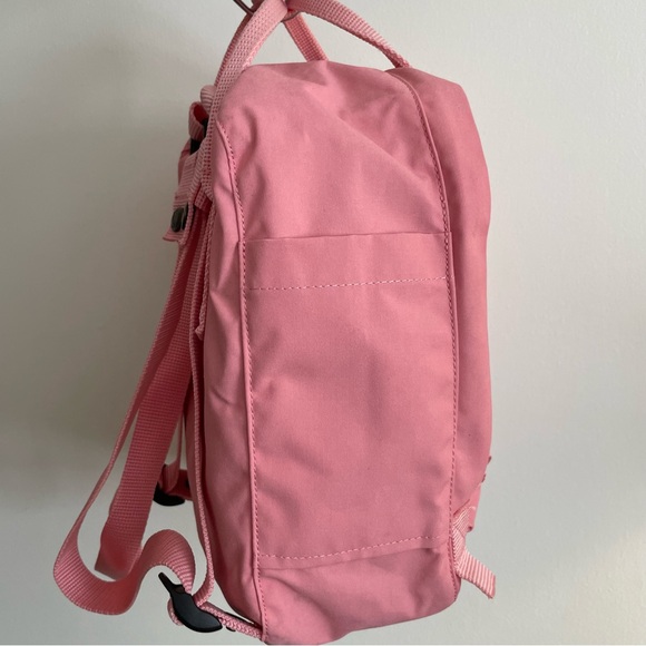 Fjallraven Kanken Mini Pack Light Pink kids / adult - Picture 7 of 8